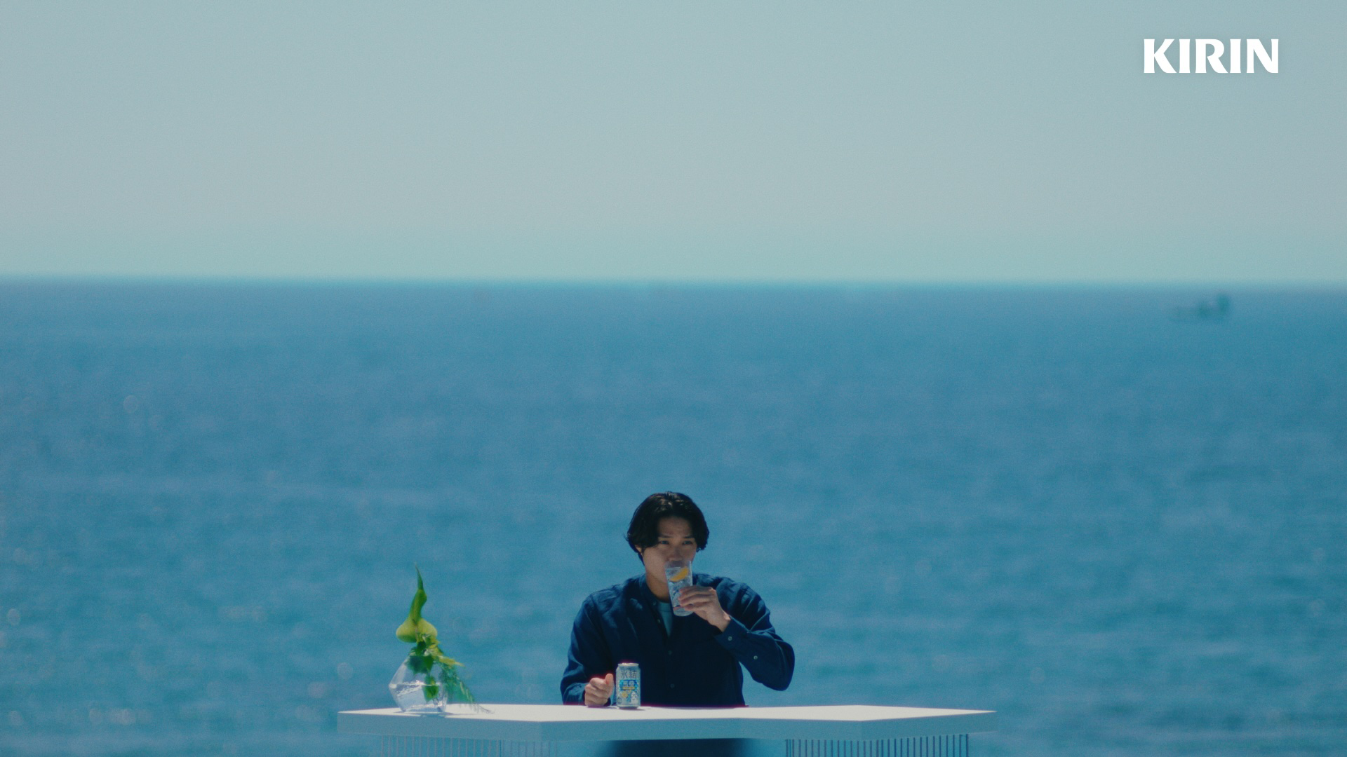 キリン 氷結®無糖「氷結®無糖焼肉篇」